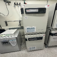 Thermo HERAcell Vios 160i Double Stack CO2 Incubator image 1